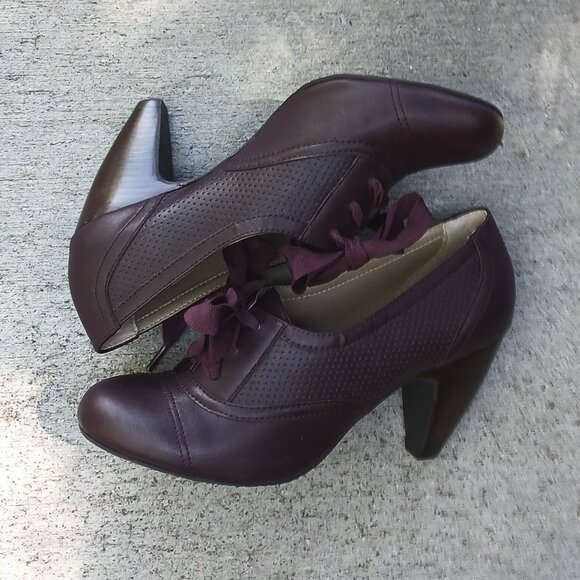Crown Vintage Burgundy Red Round Toe Menswear-inspired Oxford Ankle Booties - Picture 2 of 6